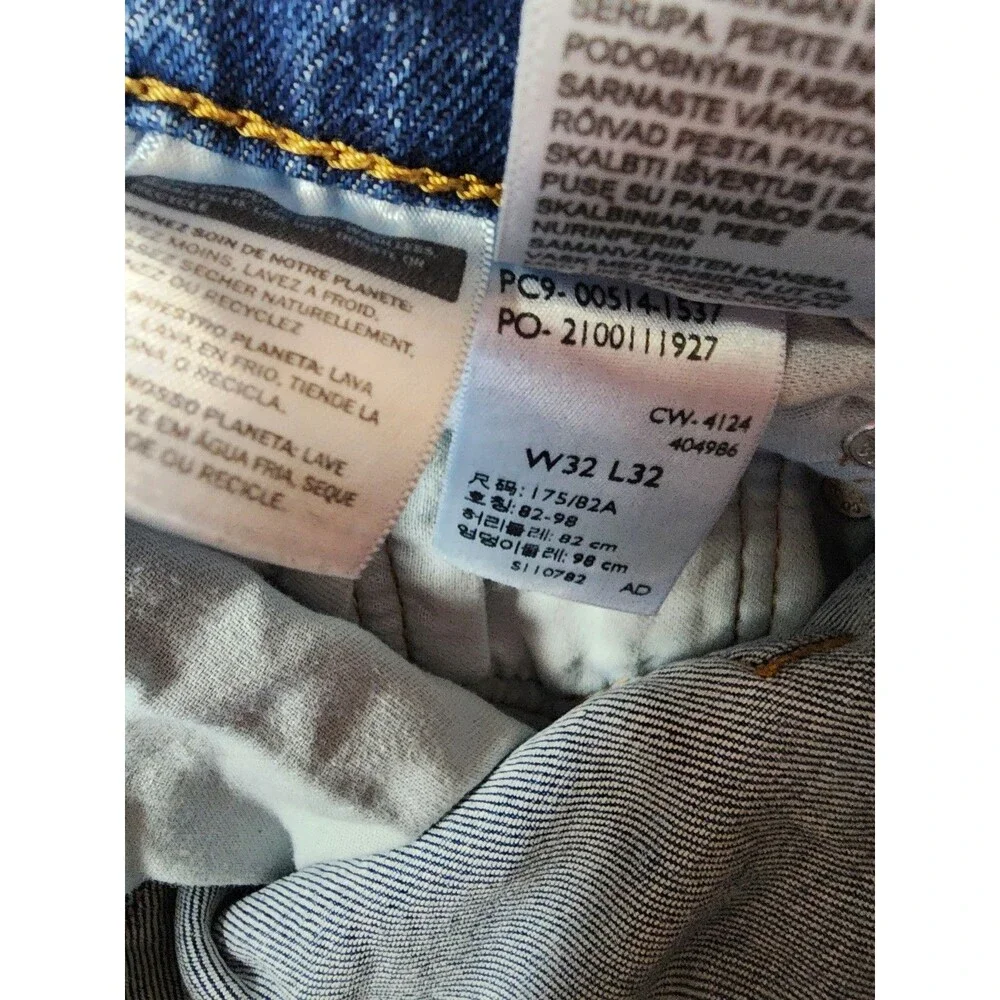 Levis 514 Straight Leg Jeans Men's 32x32 Medium Wash Blue Denim